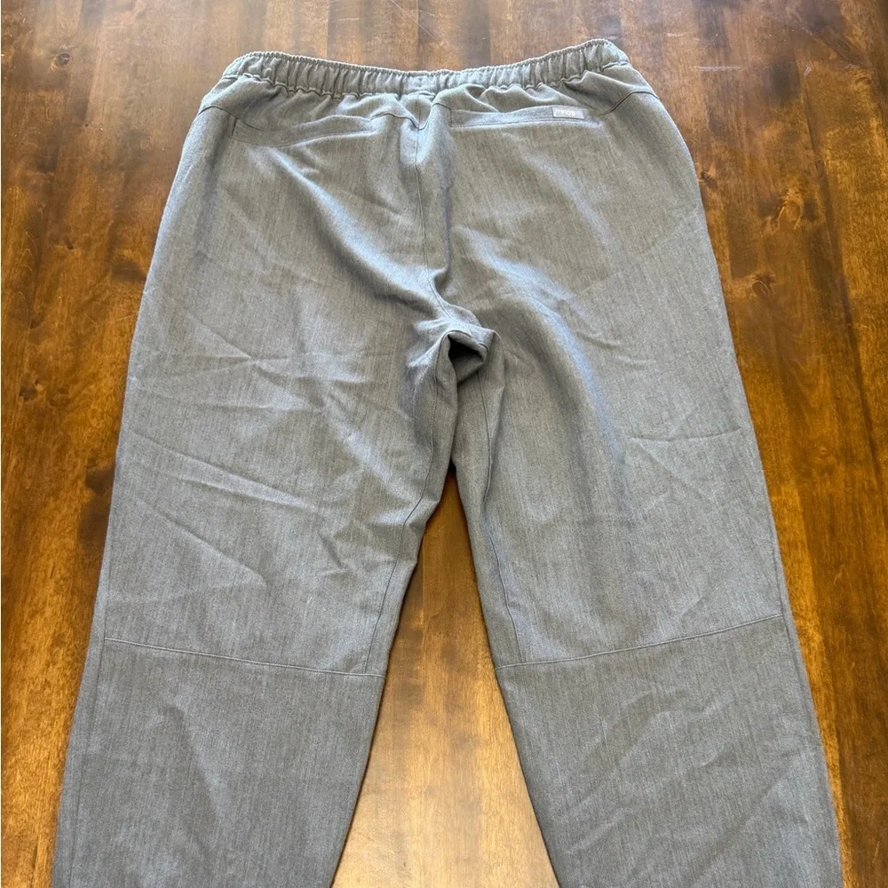 Men’s Figs Tansen Jogger Scrub Pant Medium Gray